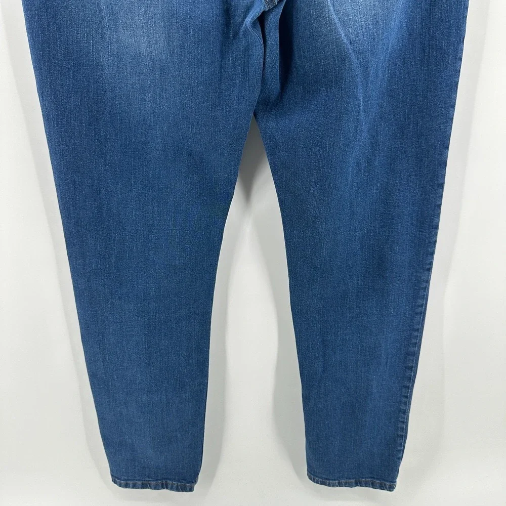 Izod Jeans Mens 36x34‎ Blue Stretch Denim Slim Tapered Fit Mid Rise Classic